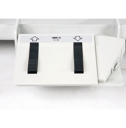 Pedalhylla till bord