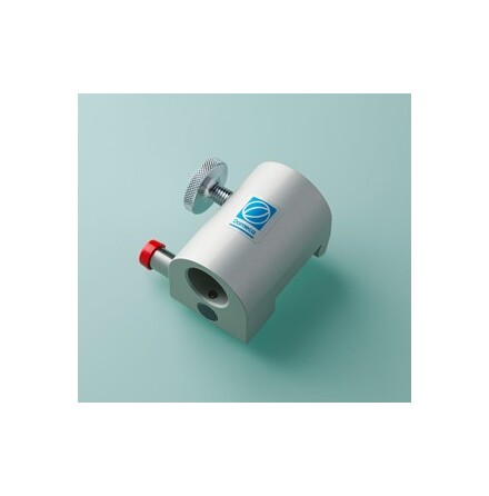 Klove med h�l f�r upph�ngning B ventil skena